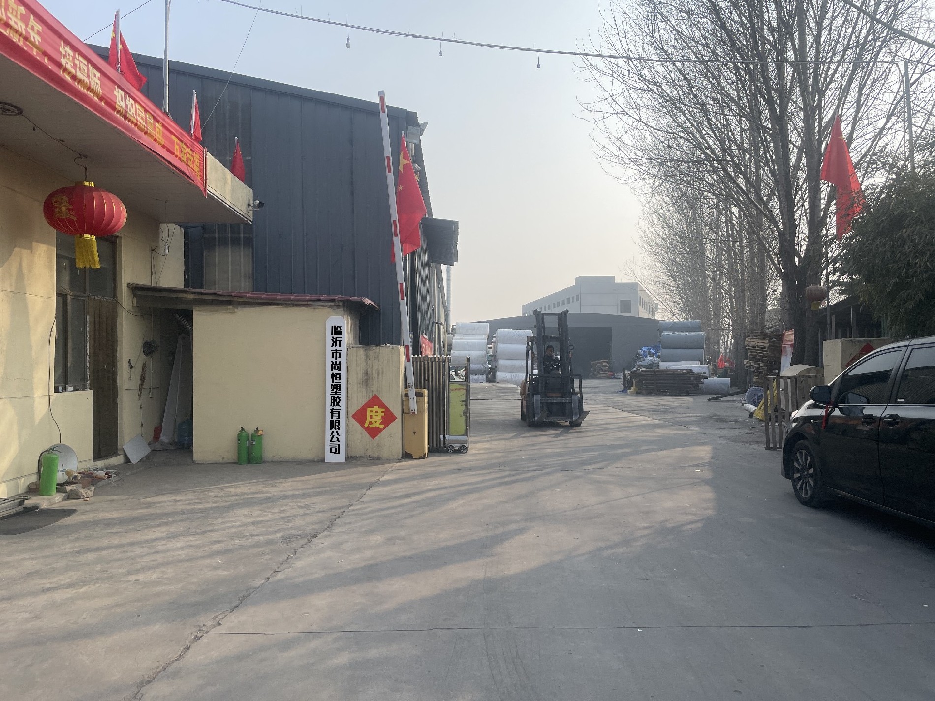 篷布專家——臨沂市尚恒塑膠有限公司，為您提供高品質(zhì)篷布解決方案